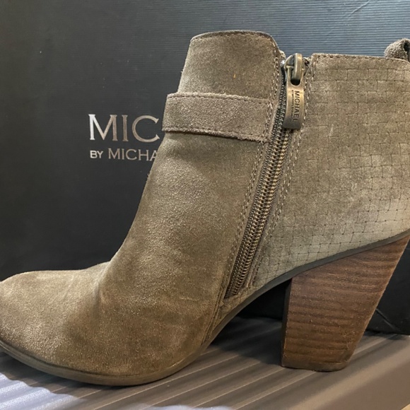 Women’s boots - Picture 2 of 6